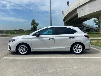 2021 HONDA CITY Hatchback 1.5 e-HEV RS ดาวน์ 0% รูปที่ 2