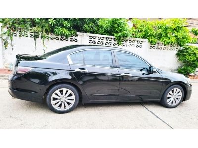 Honda Accord 2.4ELNAVI ปี 2011 เกียร์ออโต้ รุ่นท๊อป รูปที่ 2