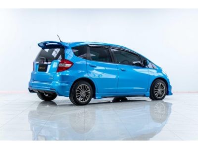 2012 HONDA JAZZ GE 1.5 S เกียร์ธรรมดา MT ผ่อน 2,991 บาท 12 เดือนแรก รูปที่ 2