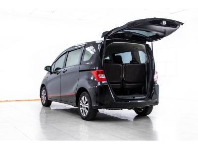 2013 HONDA FREED 1.5 SE MNC   ผ่อน 3,930 บาท 12 เดือนแรก รูปที่ 2