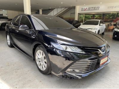 TOYOTA CAMRY 2.5 HYBRID PREMIUM NEW เกียร์AT ปี19 รูปที่ 2