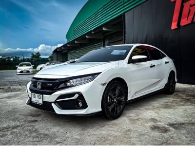 Honda Civic (FK) 1.5RS ปี2021 สีขาว รูปที่ 2