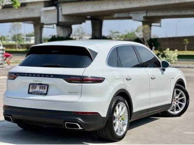 คุ้มๆ PORSCHE. CAYENNE 3.0E Hybrid  2019 จด20 รูปที่ 2