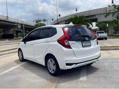 Honda Jazz 1.5S (AS) ปี 2017 รถบ้าน ผู้หญิงใช้ รูปที่ 2