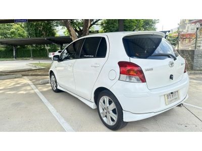 ขาย Toyota Yaris ปี 2011 รูปที่ 2