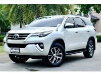 Toyota Fortuner 2.8 v Sigma4 4WD เครื่องยนต์ ดีเซล เกียร์ออโ รูปที่ 2