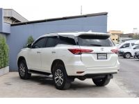 toyota fortuner 2.4 v ไมล์แท้ 110,000 auto ฟรีดาวน์ รูปที่ 2