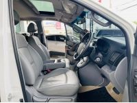 2017 Hyundai H-1 2.5 Limited Sunroof รูปที่ 2