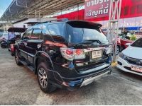 TOYOTA Fortuner 2.7 V A/T ปี 2011 ไมล์ 18x,xxx Km รูปที่ 2