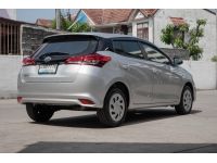 โตโยต้าชัวร์ ฟรีดาวน์ เลขไมล์ 6xxx กม Toyota Yaris 1.2 Entry A/T ปี 21 รูปที่ 2