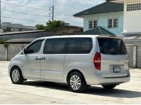 Hyundai Grand Starex VIP ปี 2011 รถบ้านแท้ มือเดียวป้ายแดง รูปที่ 2