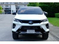 2020 TOYOTA Fortuner Legender 2.8 sigma4  ดีเซล ออโต้ 4wd รูปที่ 2