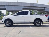 2016. Mazda BT-50 Pro 2.2 Hi-Racer VN Turbo 150แรงม้า รุ่นท็อปABS รูปที่ 2