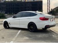 BMW 320d GT M Sport  ปี 2019 สีขาว เบาะแดง รูปที่ 2