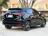 HONDA HRV 1.8 RS Top สุด ปี 2018 ใช้น้อย ประวัติศูนย์ครบ สภาพดีมากๆ มีหลังคาแก้ว Minorchang รูปที่ 2