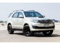 TOYOTA Fortuner 3.0V A/T ขับ 2 ปี 2013 ไมล์ 202,xxx Km รูปที่ 2