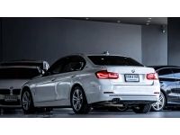 2017 BMW 330E 2.0 Sport รถเก๋ง 4 ประตู รถศูนย์ บุ๊ค คู่มือ กุญแจครบ จองด่วนที่นี่ รูปที่ 2