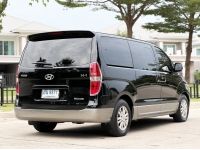 Hyundai H1 Deluxe ปี 11 AT ใช้งานน้อย มือเดียวสภาพสวยมาก รูปที่ 2