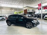 MERCEDES-BENZ GLA 200 1.6 Urban W156 ปี 2015 ไมล์ 8x,xxx Km รูปที่ 2