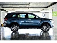 FORD EVEREST 2.2 TITANIUM SUNROOF AT 2017 รถบ้านดูแลถึง ประวัติศูนย์ครบ รูปที่ 2