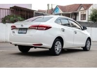 โตโยต้าชัวร์ ฟรีดาวน์ ผ่อน 5xxx บาท Toyota Yaris 1.2 J A/T ปี 2019 รูปที่ 2