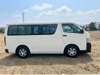 2012 TOYOTA HIACE 2.5MT รูปที่ 2