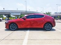 2019 Mazda 3 2.0 SP รถเก๋ง 5 ประตู คันนี้ความใหม่กินขาด ภายในพลาสติคยังแกะออกไม่หมด รูปที่ 2