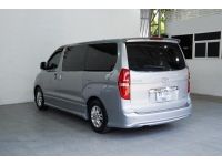 HYUNDAI H-1 2.5 Deluxe AT ปี 2013 จด 2014 สีเทา รูปที่ 2