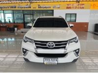 Toyota Fortuner 2.8 V (ปี 2018) SUV AT - 2WD รถสวย สภาพดี ราคาถูก ฟรีดาวน์ ไมล์น้อย SUV 7 ที่นั่ง รูปที่ 2