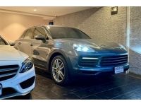 Porsche Cayenne E-Hybrid SUV 2019 รถออก AAS Warranty 7 ปี รูปที่ 2