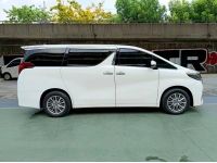 2022 Toyota ALPHARD 2.5 HYBRID G F-Package E-Four 4WD รถตู้/MPV รถมือเดียว ไมล์2หมื่น รูปที่ 2