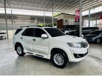 TOYOTA FORTUNER 3.0 V 4WD ปี 2012 รูปที่ 2