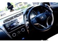 : Honda City 1.5V เครื่องยนต์: เบนซิน  เกียร์: ออโต้ ปี: 2015 สี: เทา ไมล์: 81,xxx Km. รูปที่ 2