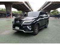 Toyota Fortuner 2.7 V Auto ปี 2016 รูปที่ 2