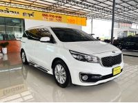 Kia Grand Carnival 2.2 EX ปี 2017 ไมล์ 30,000 Km รูปที่ 2