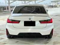 BMW 330e M Sport LCI ปี 2022 ไมล์ 12,xxx Km รูปที่ 2