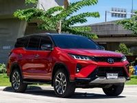 TOYOTA FORTUNER 2.8 Legender Black Top 2WD ปี 2021 ไมล์ 128,xxx Km รูปที่ 2