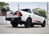 โตโยต้าชัวร์ เทรสไดร์ฟ Revo D-cab 2.8 GR Sport 4x4 A/T ปี 2022 รูปที่ 2