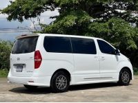 Hyundai H1 2.5 Elite Ns ดีเชล สีขาว ปี2023  รหัส AP1495 รูปที่ 2