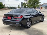 ขาย BMW 320d M-Sport 2022 สีดำ มือเดียว ไมล์น้อย ยางใหม่ ประกันชั้น 1 เหลือ รูปที่ 2