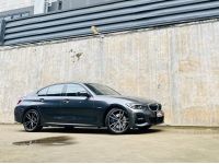 คุ้มๆ 2023 BMW 330e M Sport Plug-in Hybrid โฉม G20 รถใหม่สภาพป้ายแดง แต่คุ้มกว่ากันถึงล้านกว่าเลย รูปที่ 2