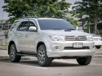 TOYOTA FORTUNER 3.0 V 2WD เกียร์ออโต้ ปี 2010 รูปที่ 2