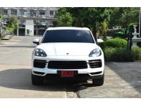 รุ่นรถ : Porsche Cayenne E-hybrid coupe4WD เครื่องยนต์: เบนซิน เกียร์: ออโต้ ปี: 2024 สี: ขาว ไมล์: 2,xxx กม. รูปที่ 2