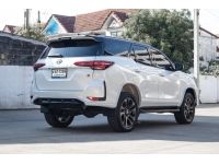 โตโยต้าชัวร์ เทรสไดร์ฟ Toyota Fortuner 2.8 GR Sport 4x4 A/T ปี 2023 รูปที่ 2