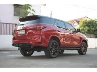 โตโยต้าชัวร์ รถเทรสไดร์ฟ Fortuner 2.8 GR Sport 4x4 ปี 2023 รูปที่ 2