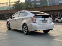 TOYOTA Prius ปี 2012 รูปที่ 2