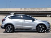 HONDA HR-V 1.8 RS Sunroof ปี 2019 จด 21 วิ่ง 17x,xxx km. รูปที่ 2