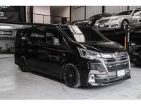 Toyota Hiace 2.8 MAJESTY LOOK ตัวรถรถตู้ 4แถว 11ที่นั่ง เกียร์ธรรมดา ปี2019 เลขไมล์ 50000 km. รูปที่ 2