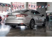 โตโยต้าชัวร์ ฟรีดาวน์ เทรสไดร์ฟ Camry 2.5 HV Premium Luxury A/T 2023 รูปที่ 2