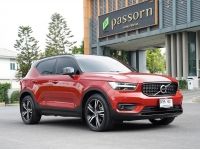 Volvo XC40 2.0 T5 R-Design 4WD 2020 สีแดง รูปที่ 2